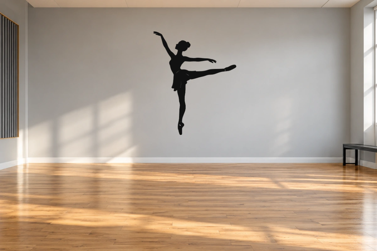 Arabesque in luce - stesso adesivo in sala da ballo; scala indicativa, arredi esclusi