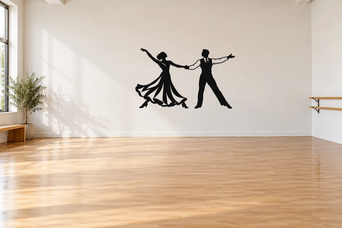 Il finale di sala - stesso adesivo in sala da ballo; scala indicativa, arredi esclusi